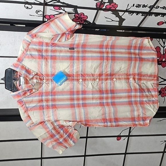 Columbia Plaid Short Sleeve Shirt Small NWT - Picture 1 of 6